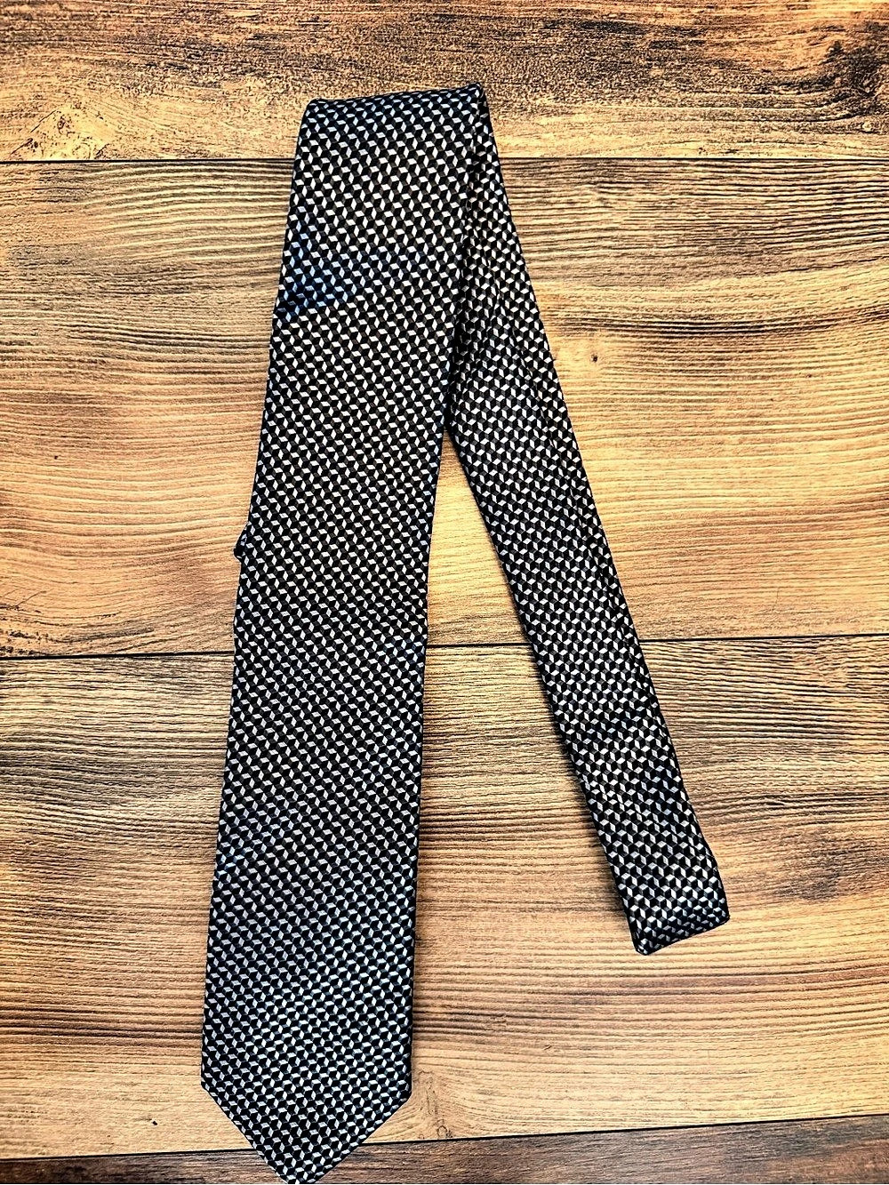 Michael Kors Geometric Tie Black & White